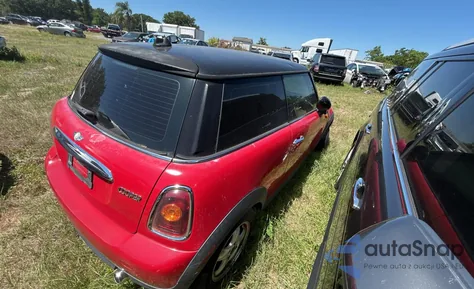 2010 Mini Cooper из США, поврежденный, VIN WMWMF3C55ATZ24438